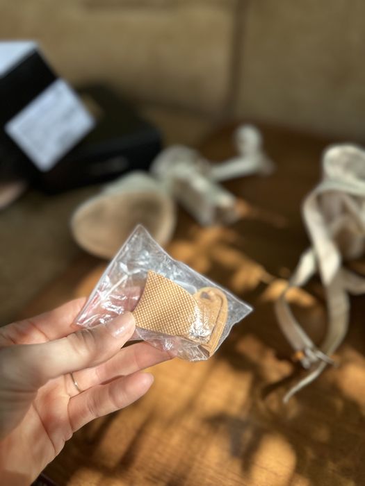 Босоніжки жіночі