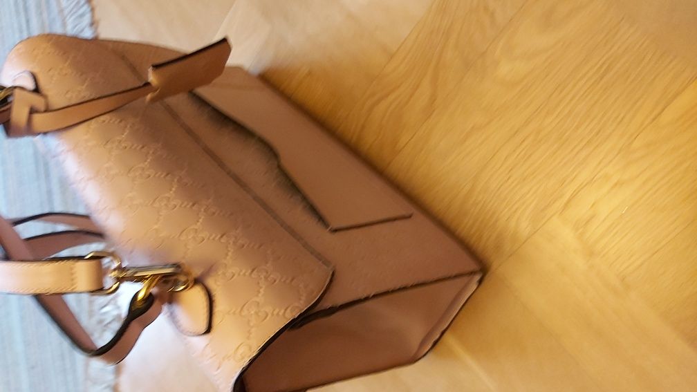 Piękna torebka Gucci
