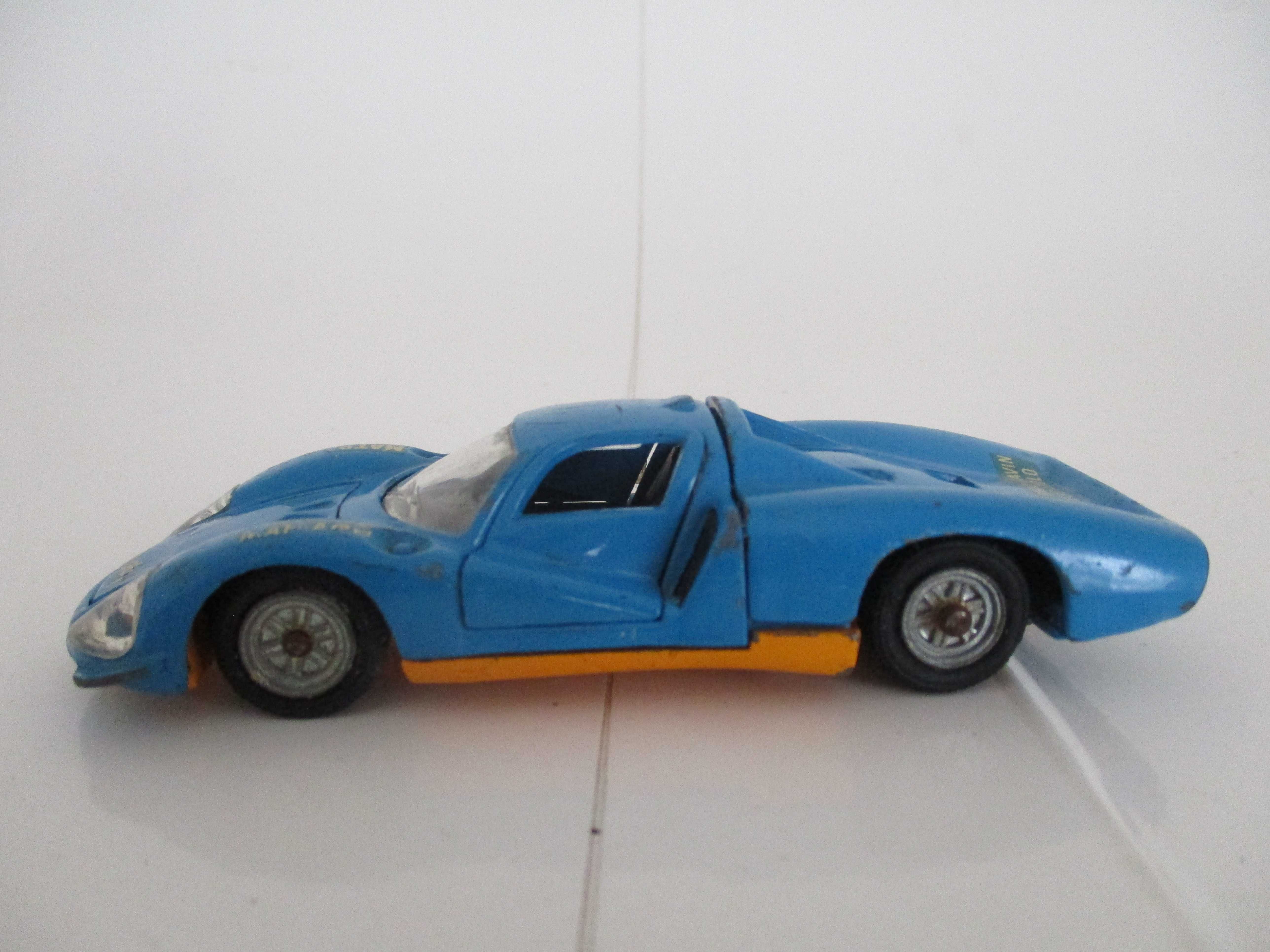 Carros miniatura de Coleção 1.43