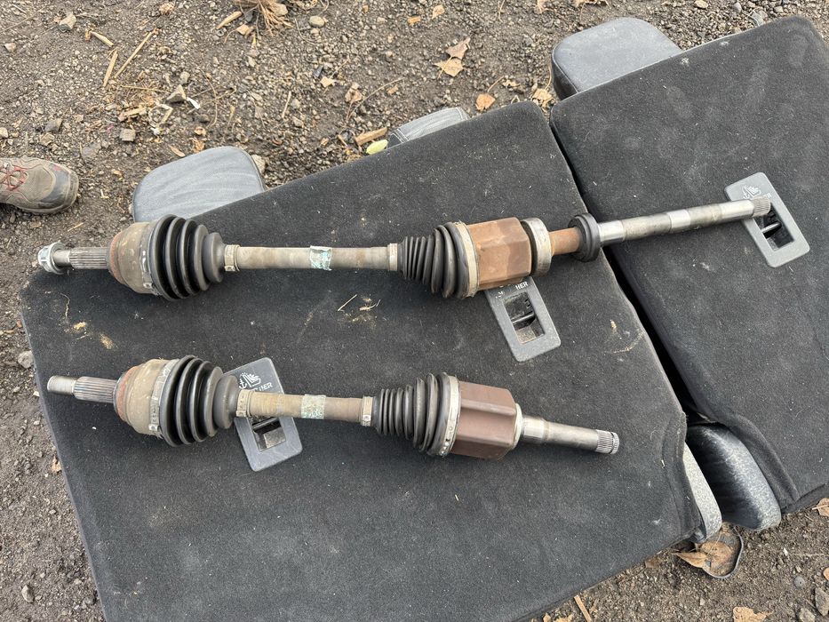 Піввісь привід шруз шрус Ford Ecosport 2.0 повний привід