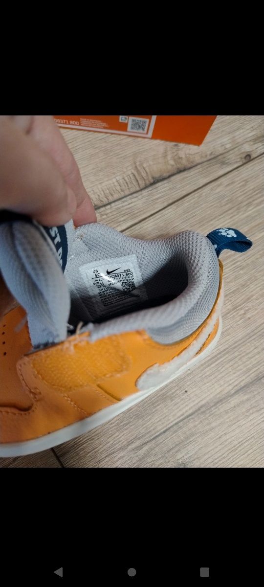 Śliczne buciki dla dziewczynki #Nike #rozmiar 21
