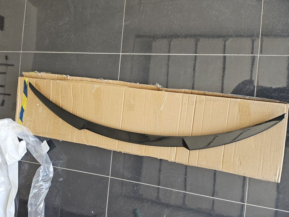 TESLA Y,3 Спойлер карбон тюнінг