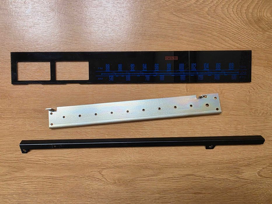 Części z amplitunera Marantz 2230B