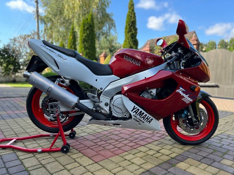 Yamaha yzf 1000r