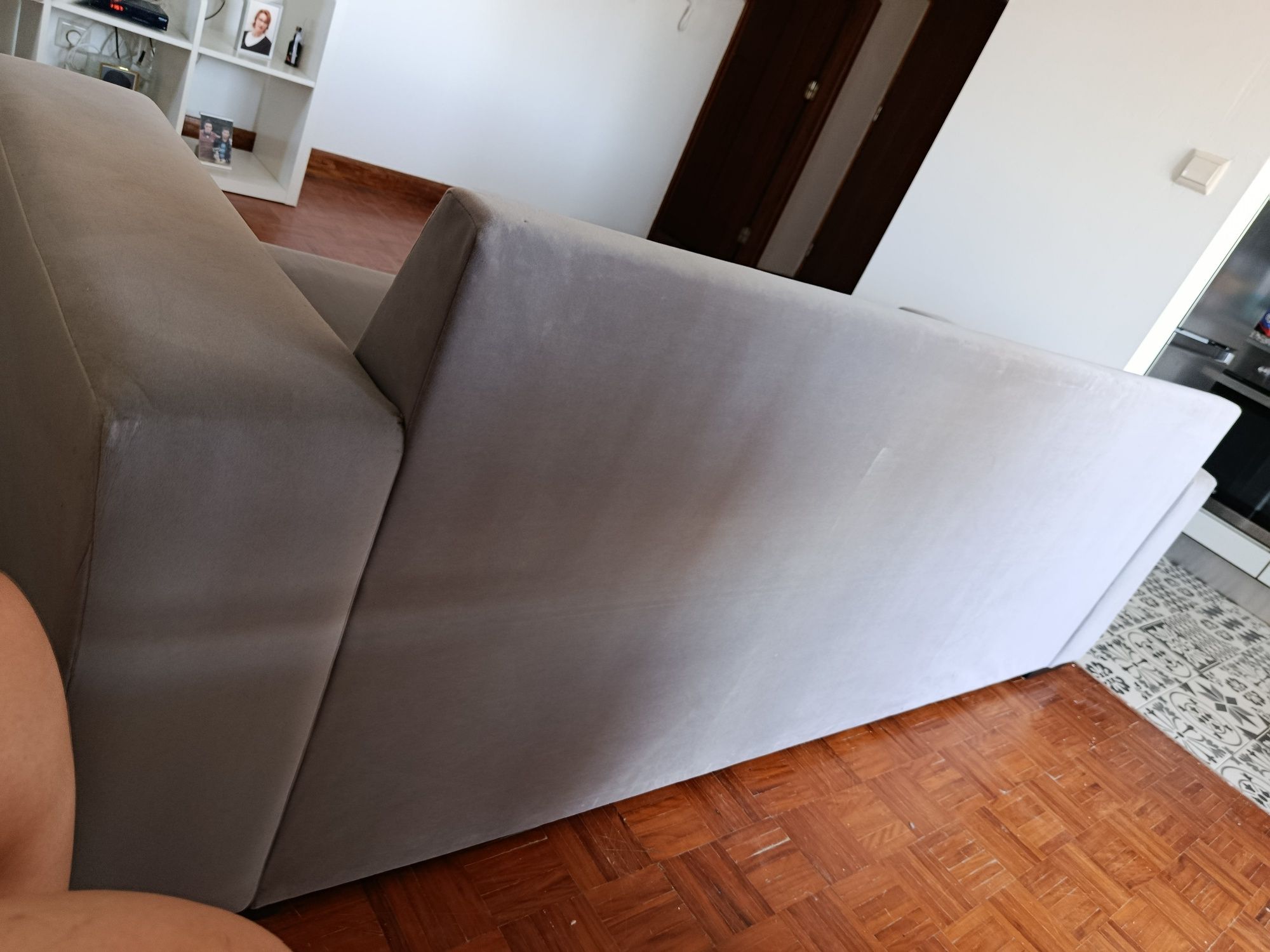 Sofá com chaise tanto para esquerda como para a direita