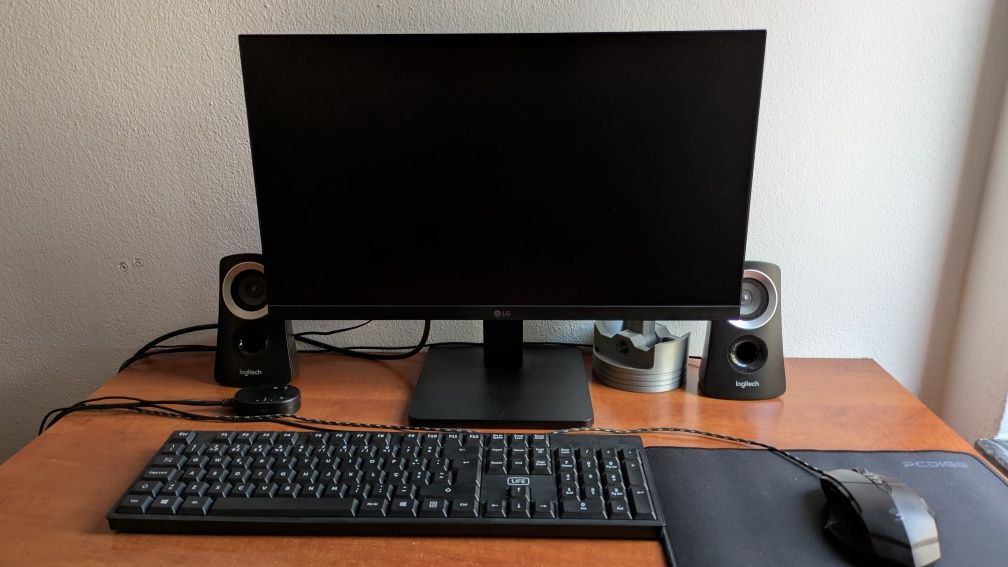 Computador desktop powered by MSI (novo)