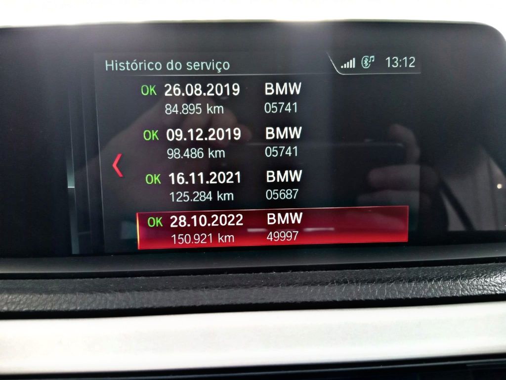 BMW 116d EfficientDynamics
173mil km
- Bluetooth
- Computador