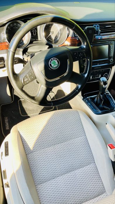 Skoda superb 2.0 parktronic el. Bagaznik hak