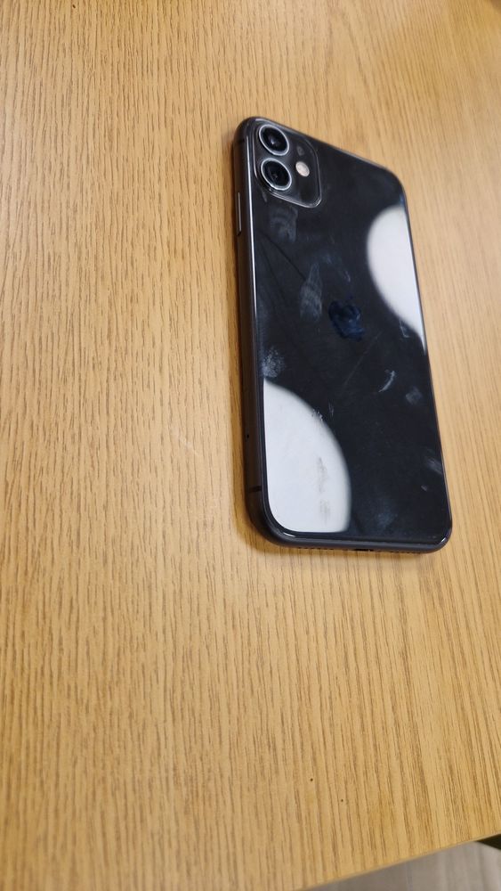 Iphone 11 64 GB preto