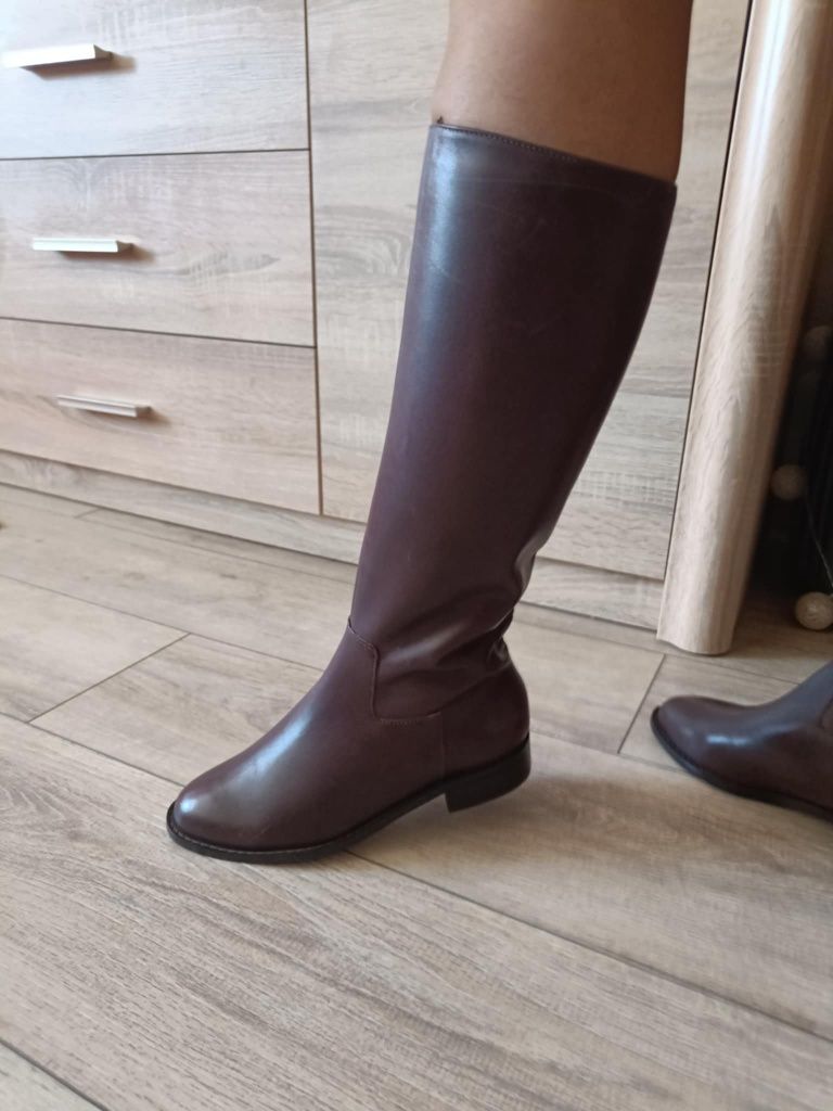 Nowe kozaki skórzane oficerki brązowe r.37