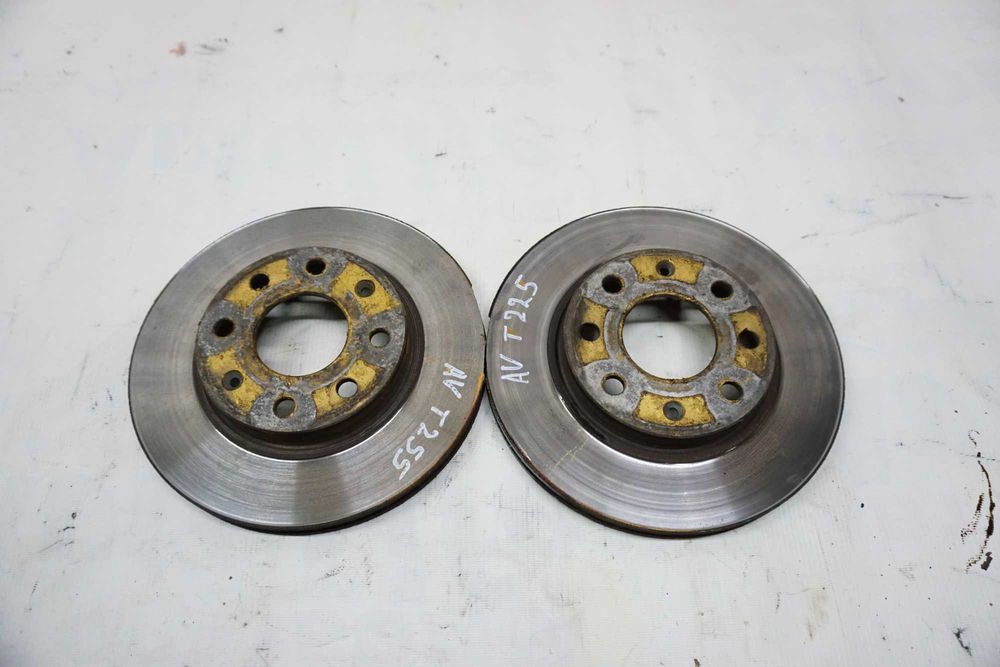 Гальмівні диски передні Chevrolet Aveo\Шевроле Авео Т200\250