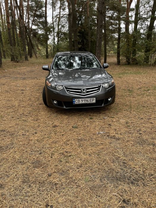 Продам Хонда акорд 8