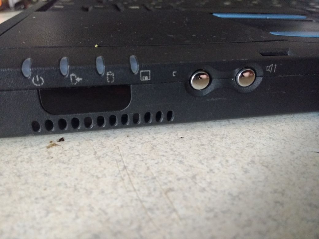 Ноутбук Compaq EVO N610c робочий