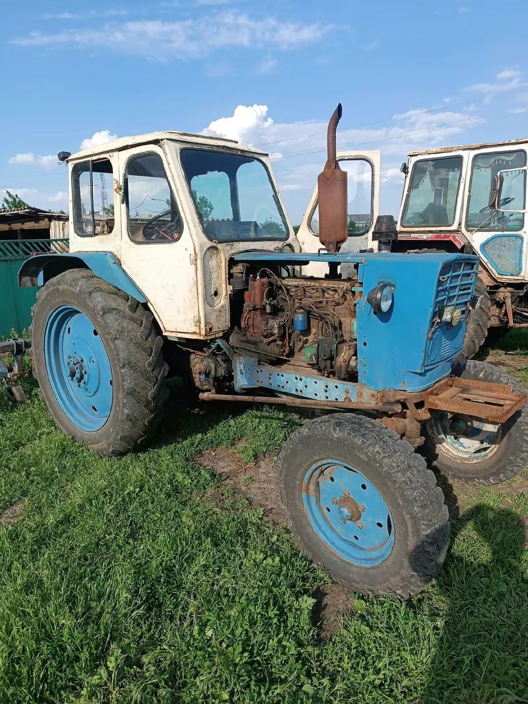 Продам ЮМЗ 6 мала кабіна