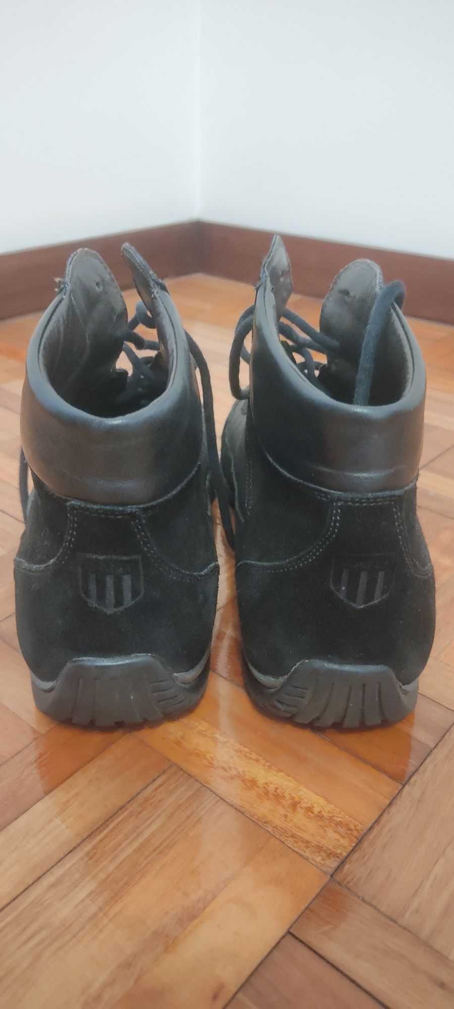 Botas Gant tamanho 45 (ótimo estado)