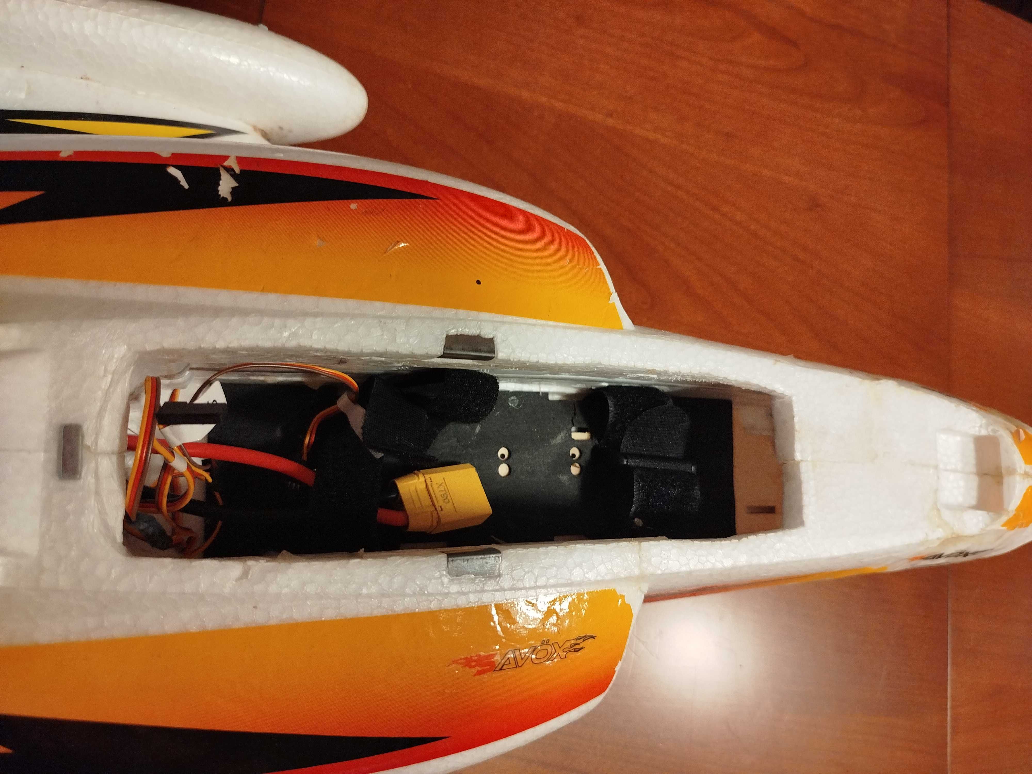 Model RC FlyCat EDF70 6S