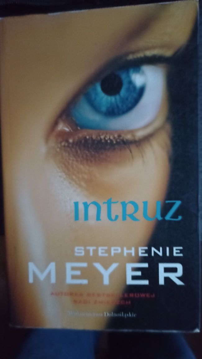 Intruz Stephenie Meyer