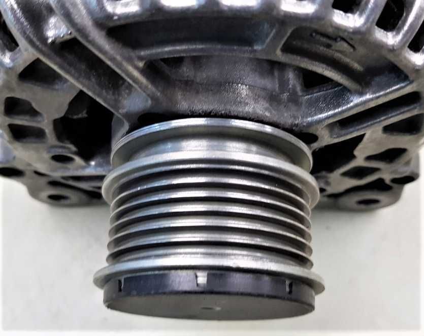Alternator BKC BXE BLS BJB 140A 1,9TDI 06F903023F