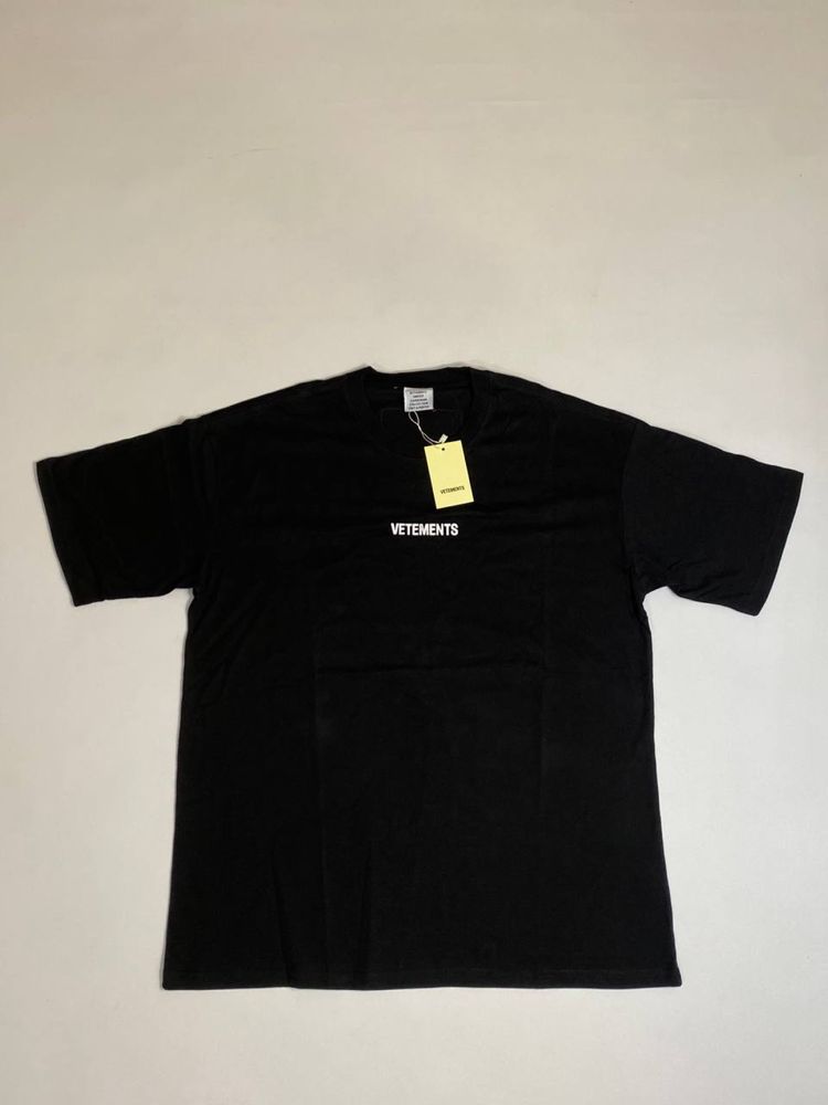футболка Vetements Logo T-Shirt Black