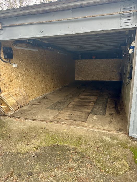 Продам гараж ( м. Видубичі)