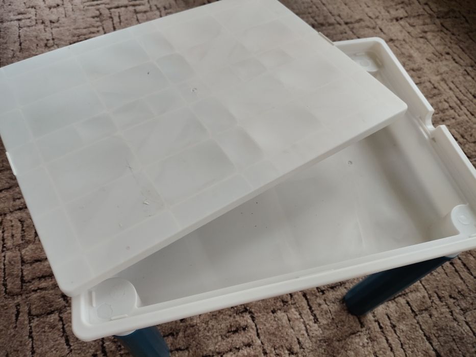 Набір конструктору + столик + стільчик