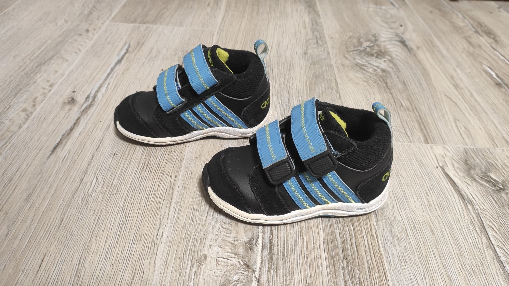 Кросівки Adidas р-21