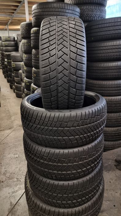 Шини Зимові 245х35хR20-275х30хR20 Vredestein WintracPro/ 4 Шт ЯК НОВІ