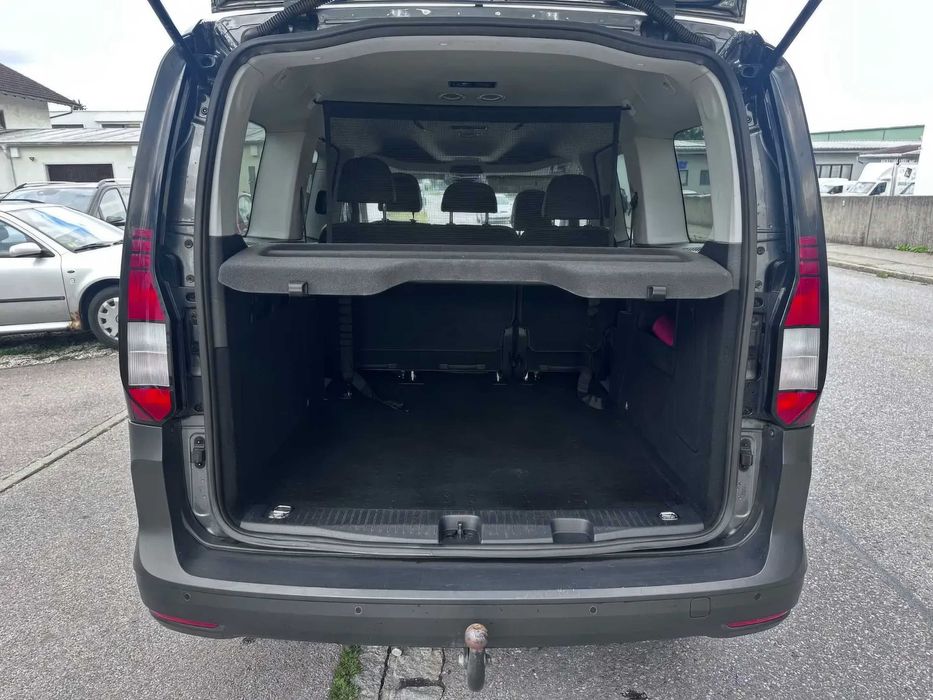 Volkswagen Caddy      2021