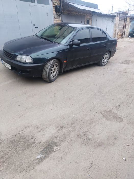 Toyota avensis газ/бенз переоформлення