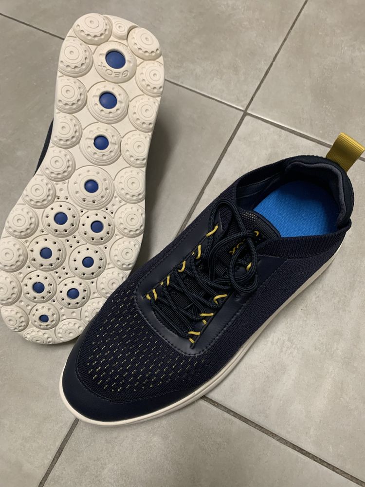 Calcado desportivo geox
