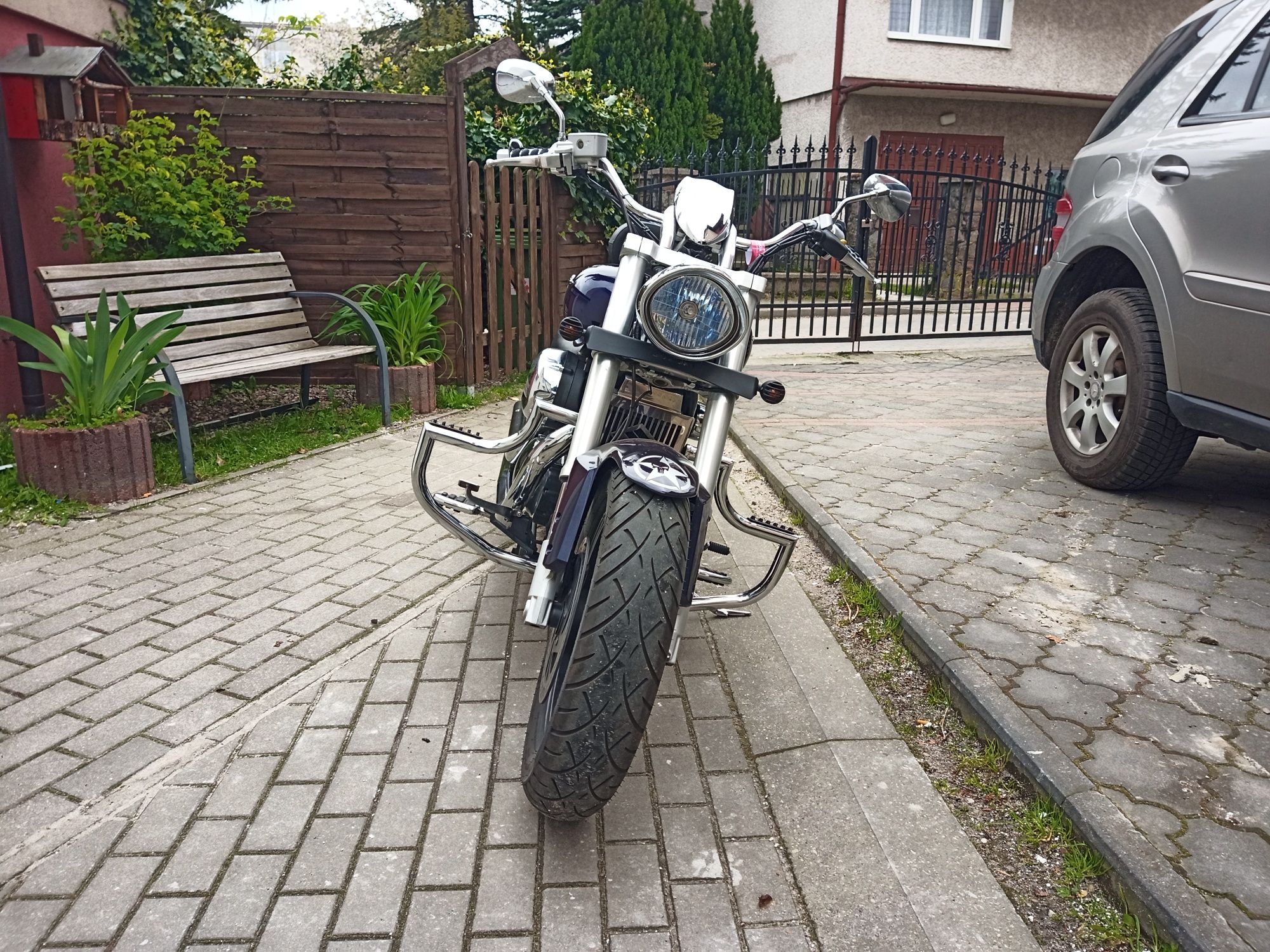 Suzuki Boulevard Intruder M50