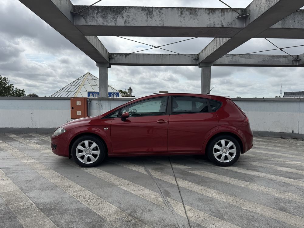 Seat Leon 1.8 benzyna 160km Alufelgi Klima Ładny stan udokumentowany