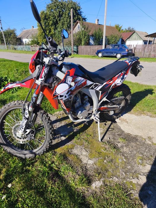 Продам Loncin 300