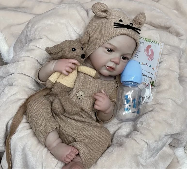 Продам пупса.Виглядає як справжня дитина.Можу додатково скинути фото