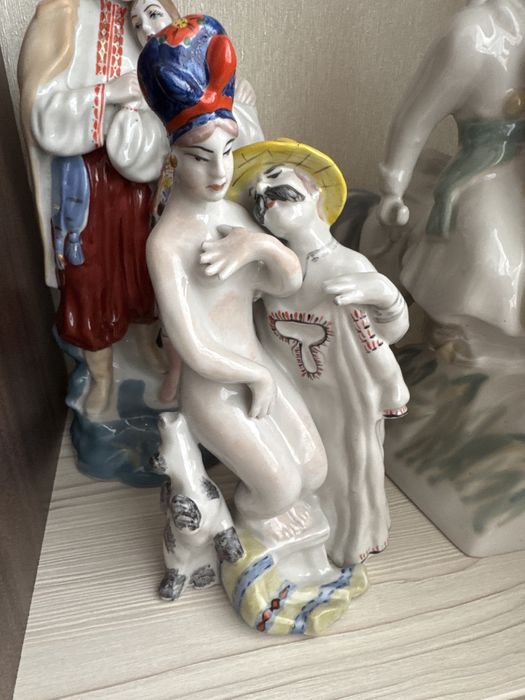 Фарфор Статуэтки Одарка та Карась Пара