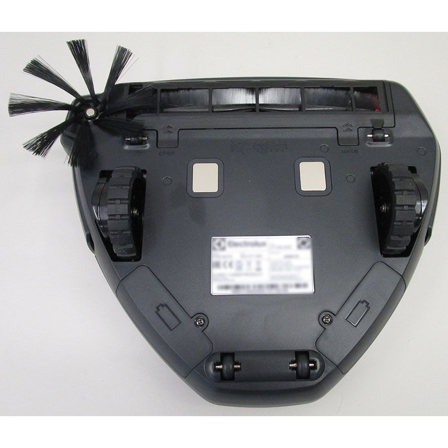 Робот пылесос electrolux pi92-4stn