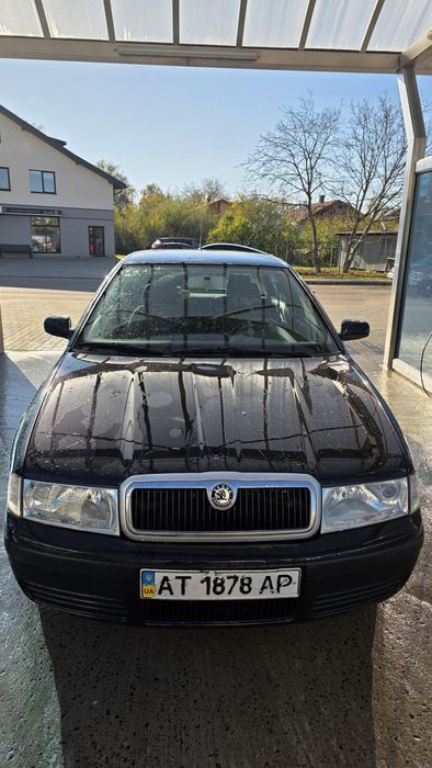 Skoda Octavia tour 1.6 166000км