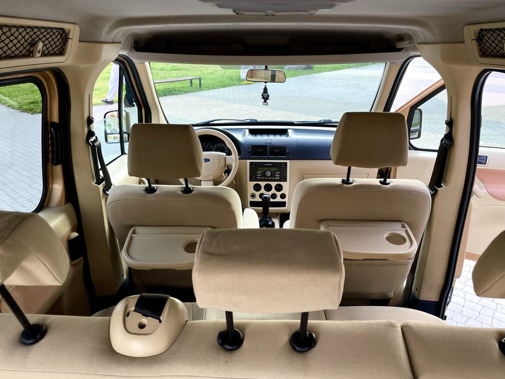 Ford tourneo connect 1.8tdci 110km bardzo zadbany gotowy do jazdy