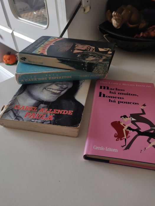 Livros de Paula Allende e outros autores