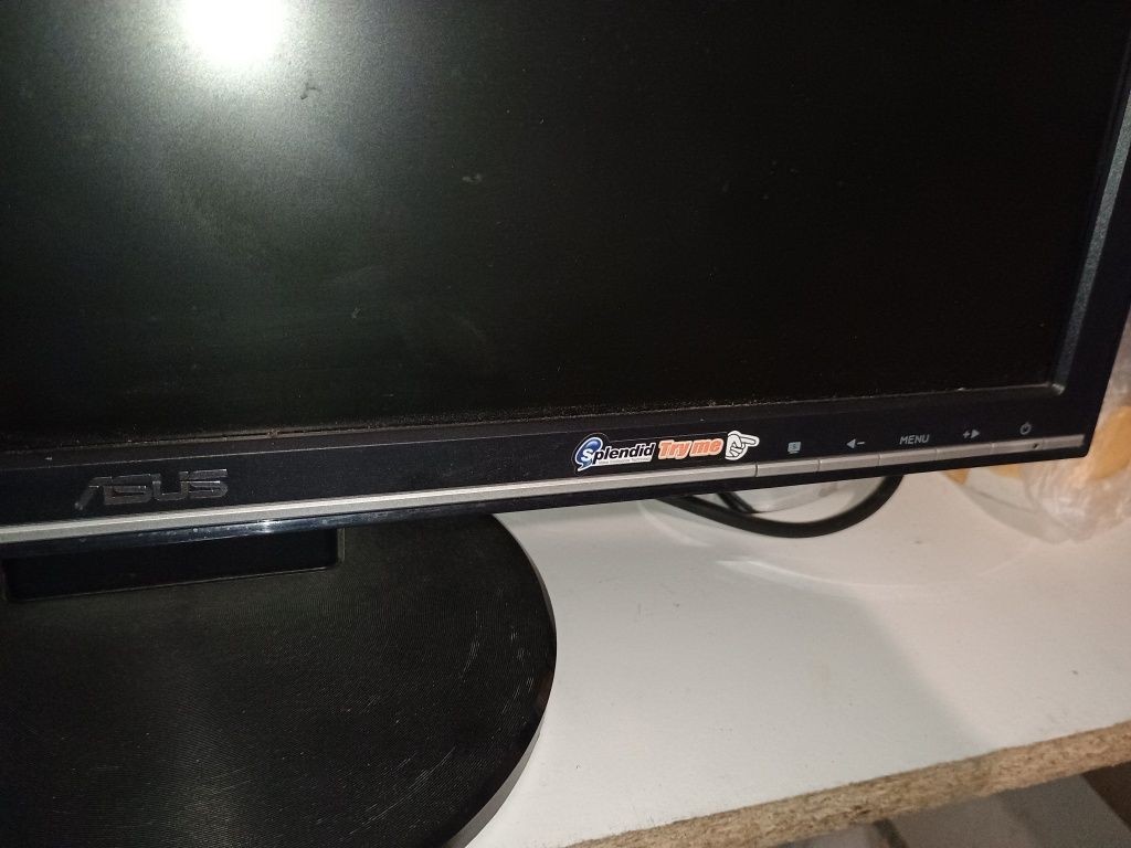 Monitor Asus VW225D LCD 22 całe