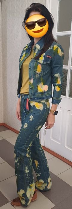 Джинсовий костюм