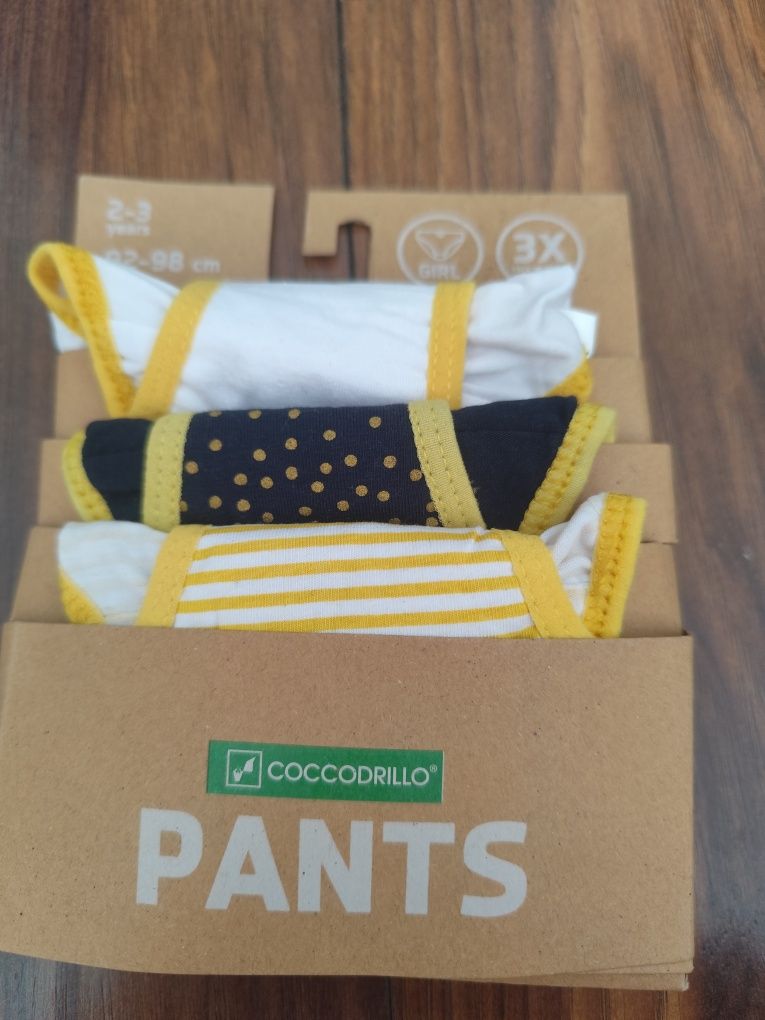 Nowy zestaw majteczek 3pak coccodrillo na 2-3 latka, r. 92/98