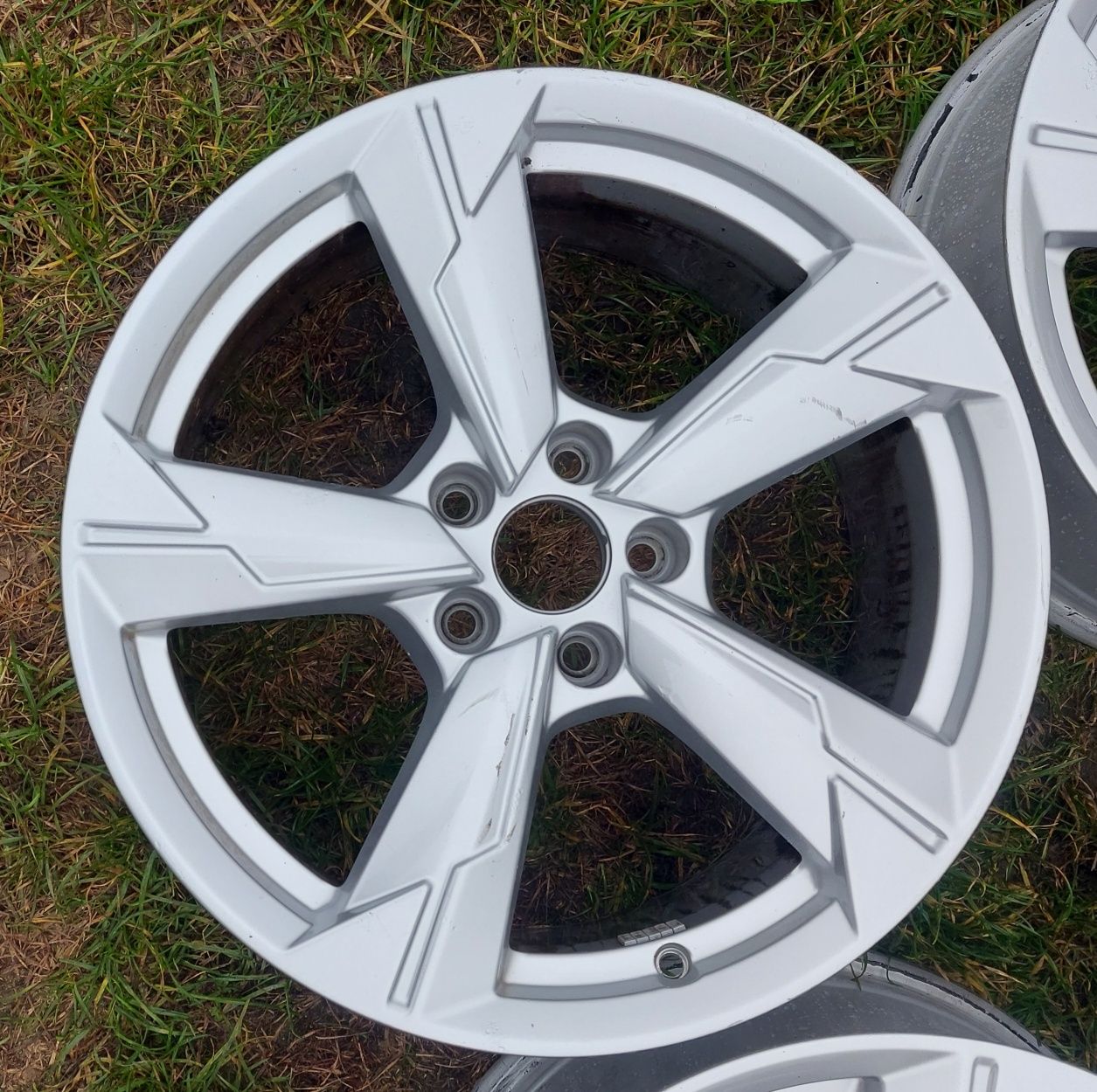 8J18" 5x112 OEM Audi 4K0 S6 S4 A6 C7 C8 A5 A4 A7 RS A3 Rs3 S3 VW Seat