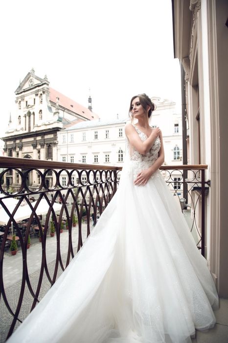 Весільна сукня