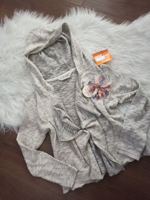 Sweter Next 140 nowy