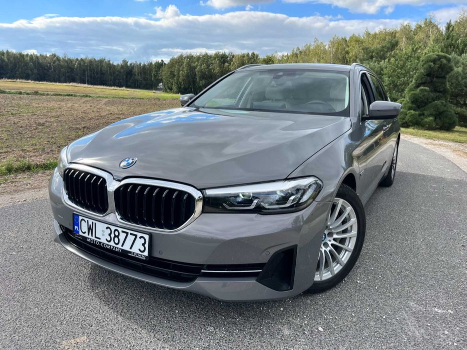 BMW520e Plug-in MEGA KOLOR 100% Bez wypadek 100% Serwis Zarejestrowany