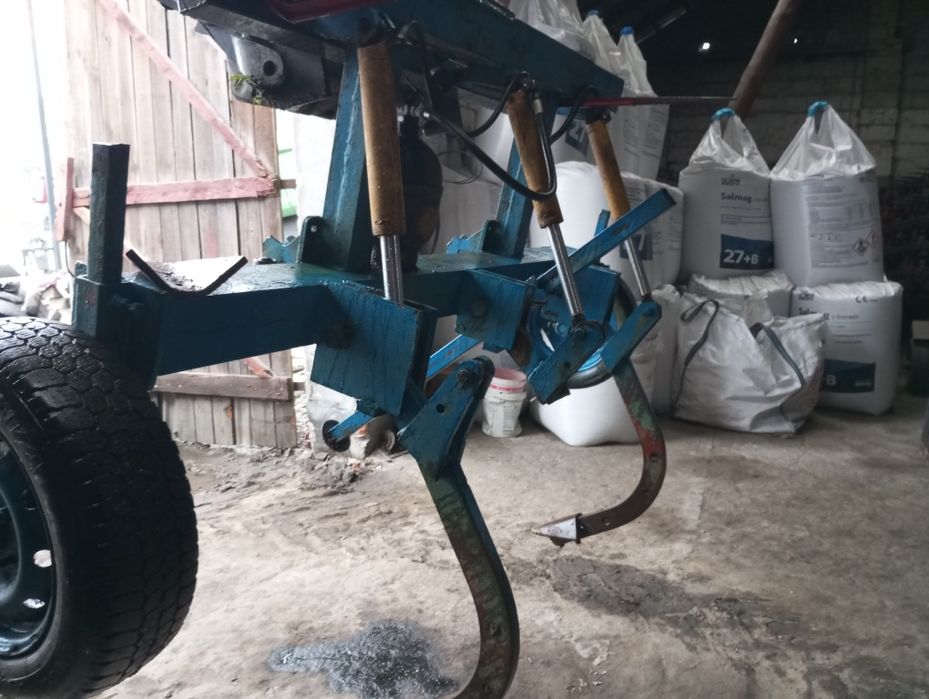 Głebosz na zabezpieczeniu hydraulicznym