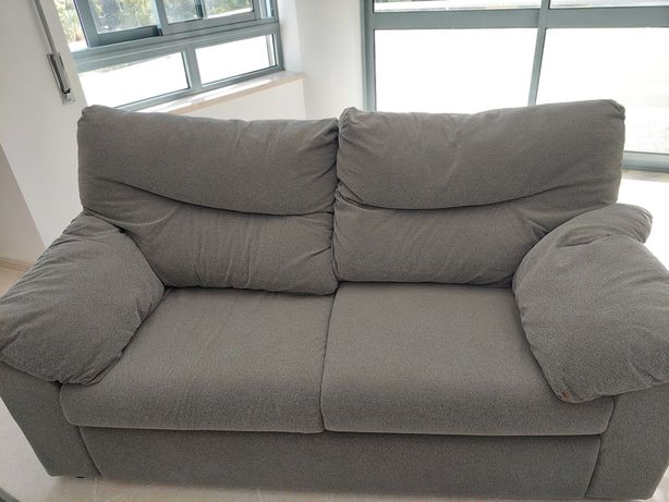 Sofás de Sala,  duplo sofá cama e dois outros sofás individuais