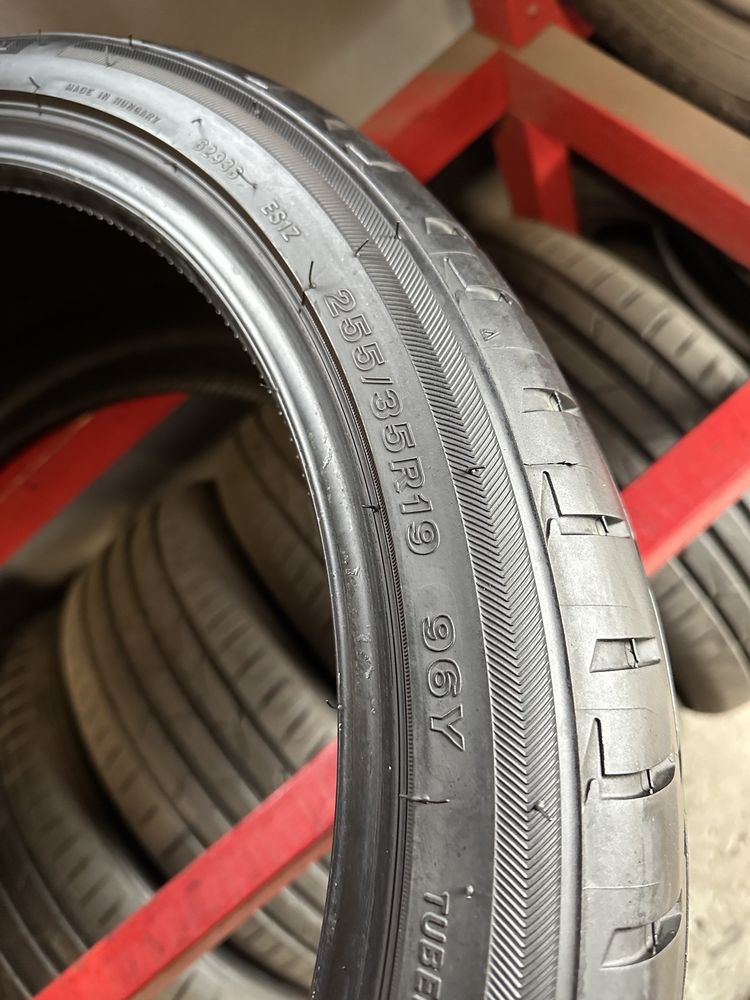 Opona 255/35/19 Bridgestone Potrnza S001 letnia pojedyncza lato