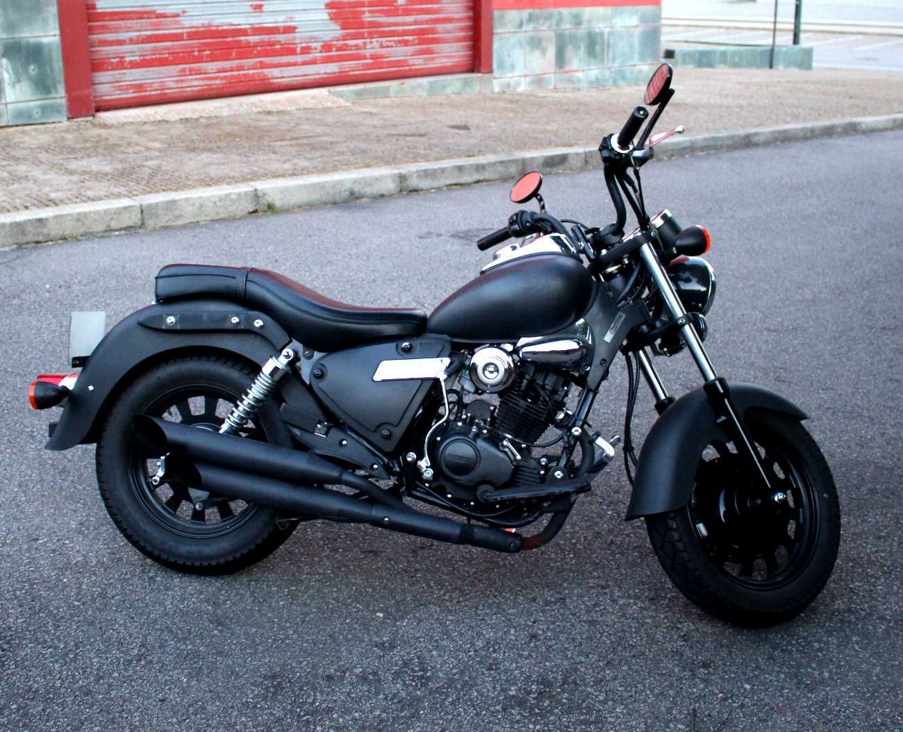 Moto Keeway Superlight 125